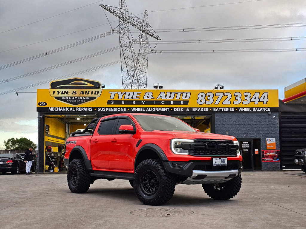 Featuring Nunu's Ford Ranger Raptor Fuel Piston Black 17" Maxxis 35"