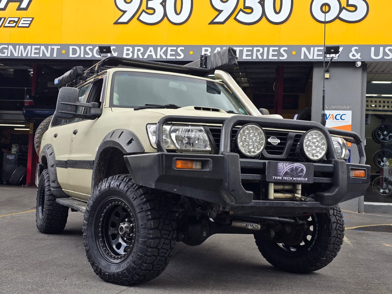 NISSAN GU PATROL BEADLOCK WHEELS 33" ALL TERRAIN TYRES