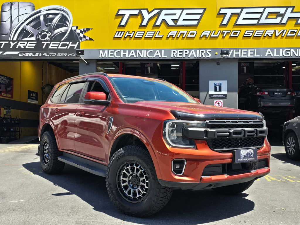 Ford Everest PDW Brutal Falken Wild Peak AT3W