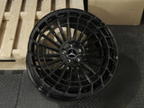 MC877 GLOSS BLACK