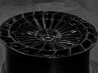 MC877 GLOSS BLACK